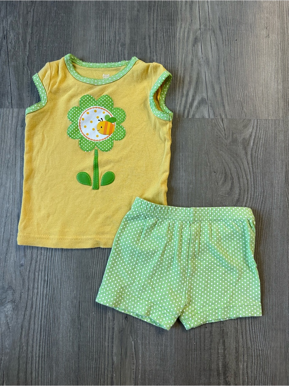 Carters Yellow & Green Flower & Bee Set
